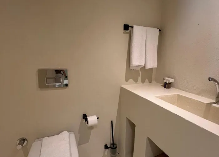 Basement King Room